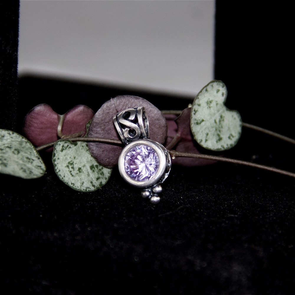 NV 925 Sterling Silver Purple Stone Scrollwork Balinese Style Pendant Charm